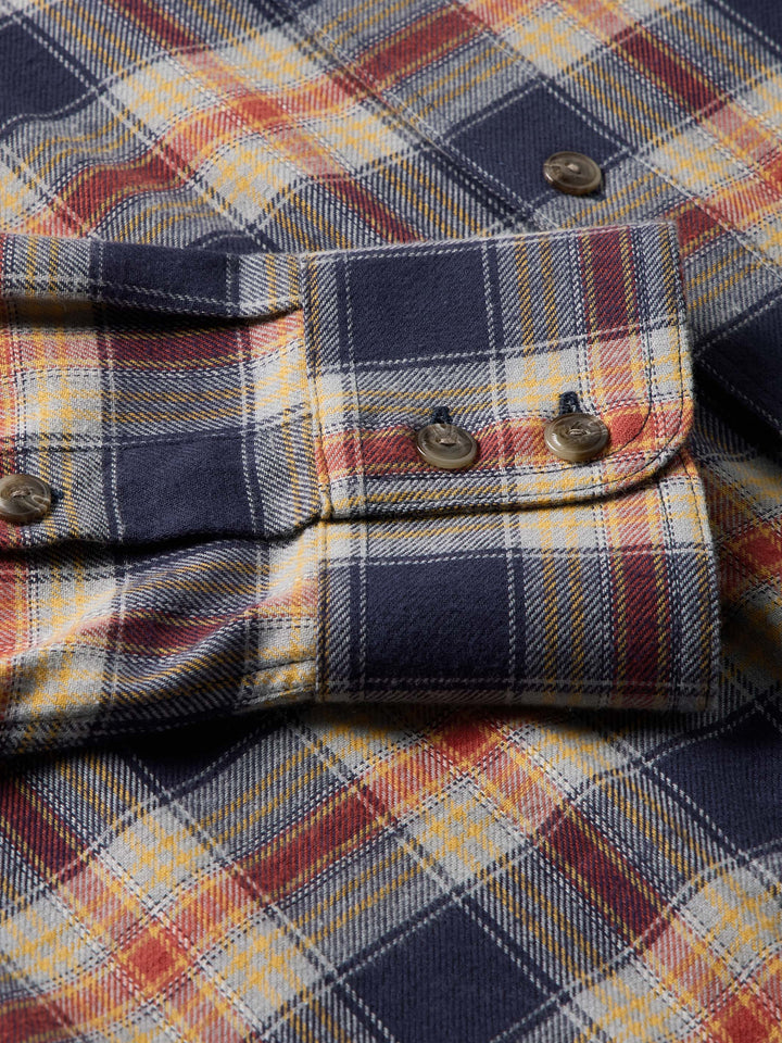 FLANNEL BUTTON DOWN SHIRT - Schaefer Outfitter