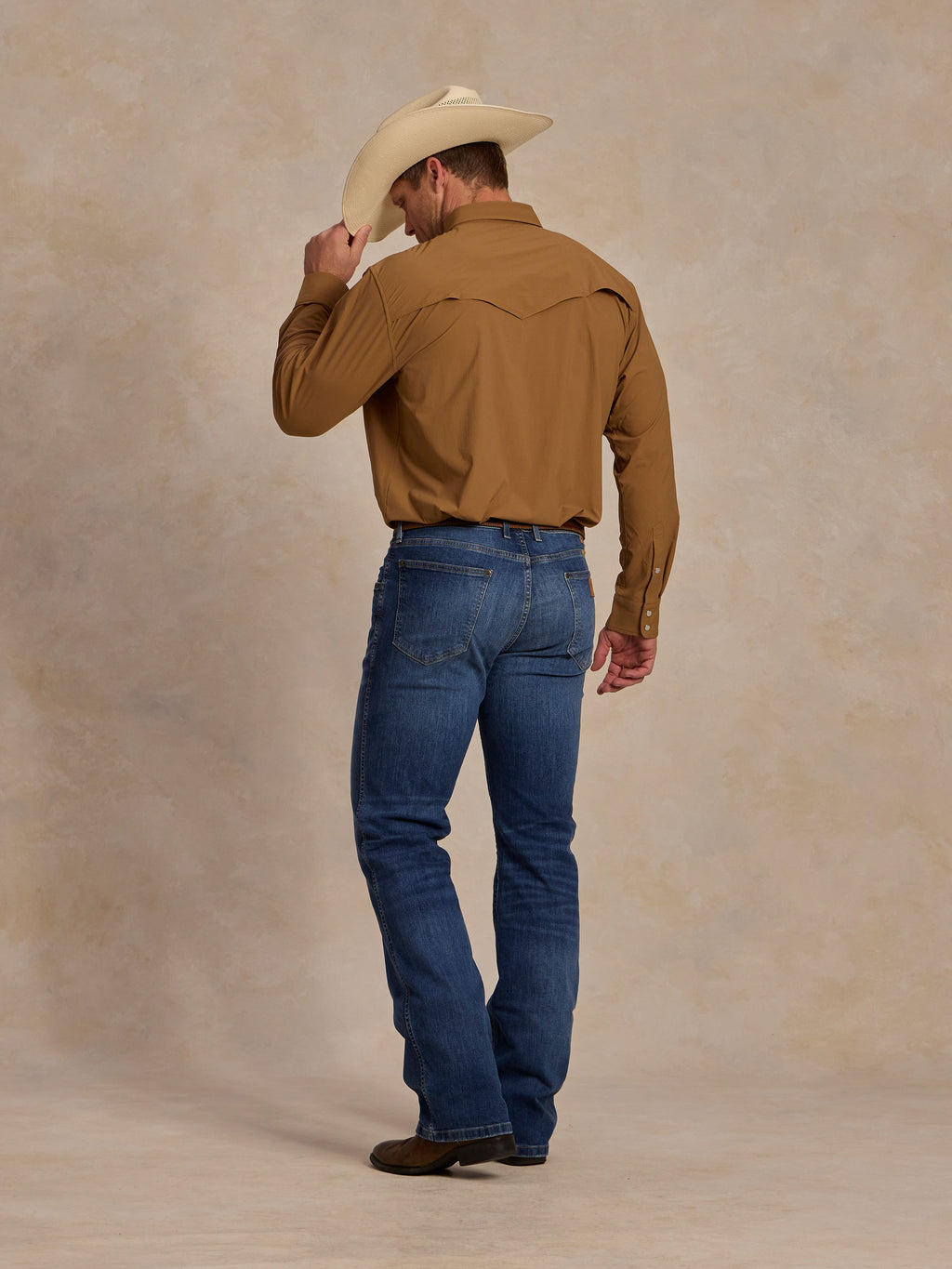 RangeTek Western snap shirt back view, pecan tan, long sleeves