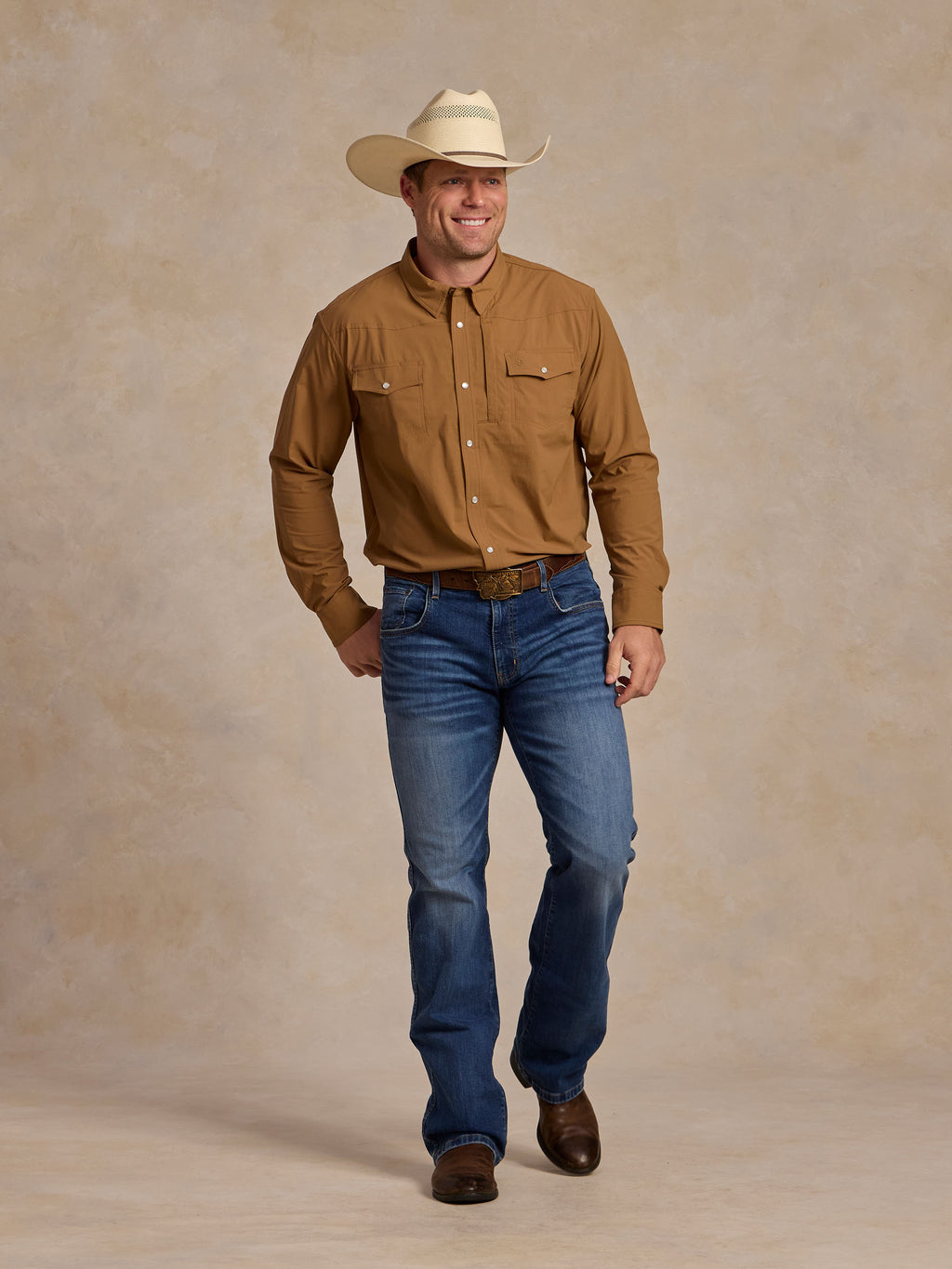 RangeTek Western snap shirt in pecan tan with snap placket and chest flap pockets