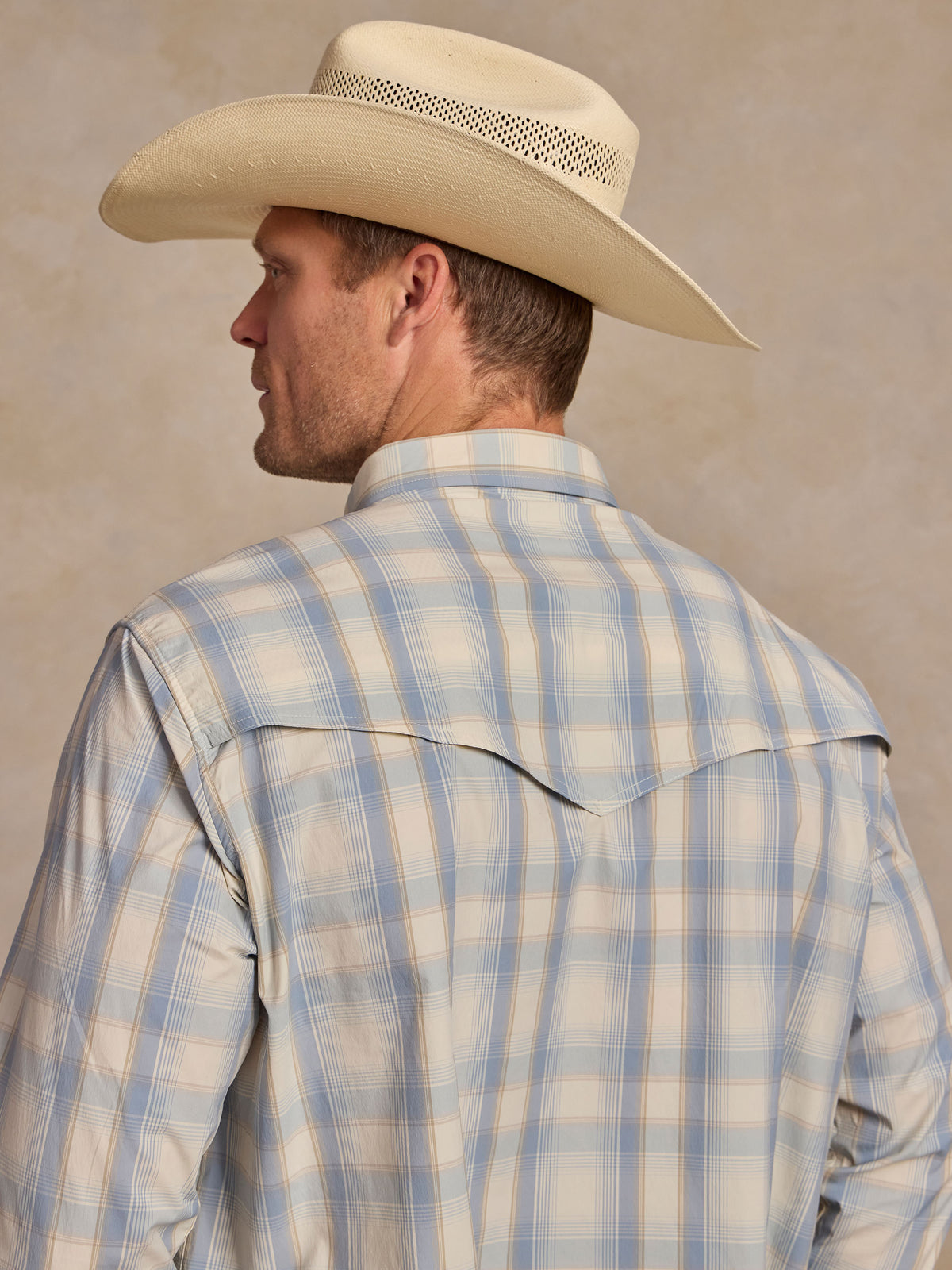 RangeTek western snap shirt back, light blue plaid with yoke and buttoned collar