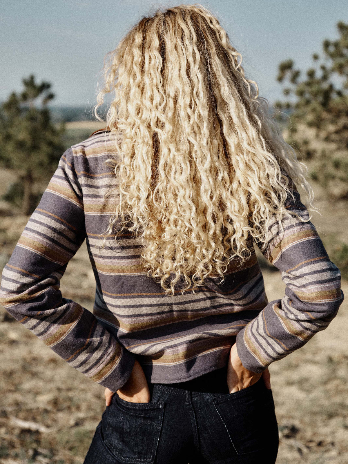Women’s Las Cruces jacket with striped flannel and brown leather collar, button front