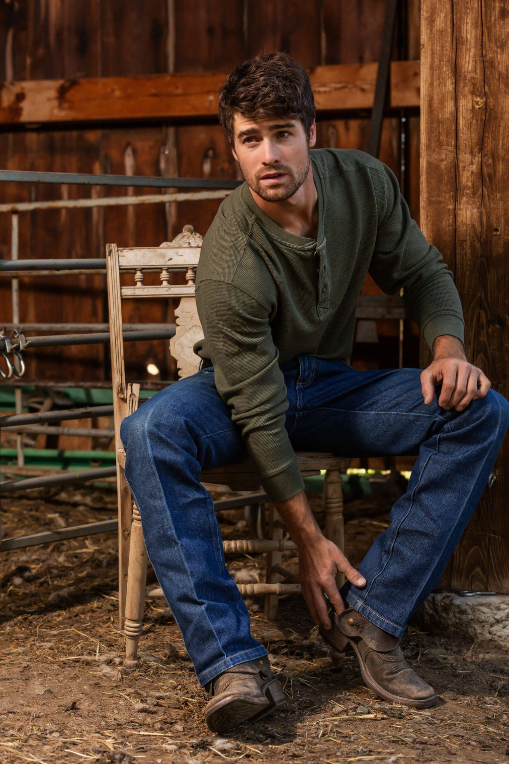 Ranch Hand® Reserve dungarees, dark blue denim with knee seams and stitched hems